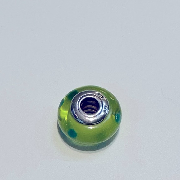 Pandora Green Polka Dot Murano Charm - Picture 5 of 5